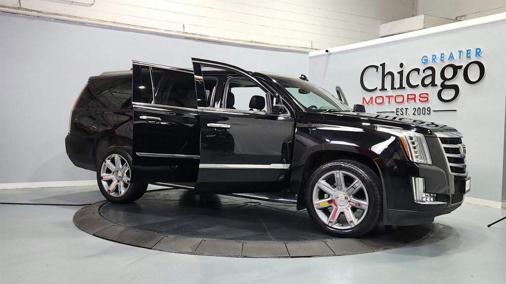 Used 2017 Cadillac Escalade ESV Luxury AWD/4WD image 9