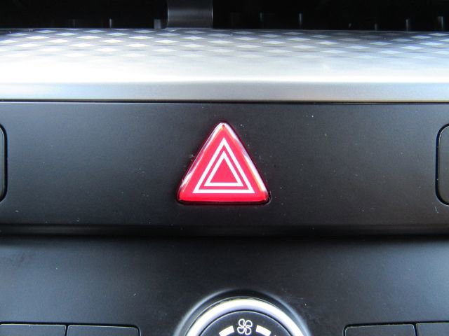 Used 2023 Kia Carnival LX image 55