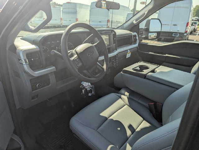 New 2027 Ford F350 XL w/ XL Chrome Package AWD/4WD image 16