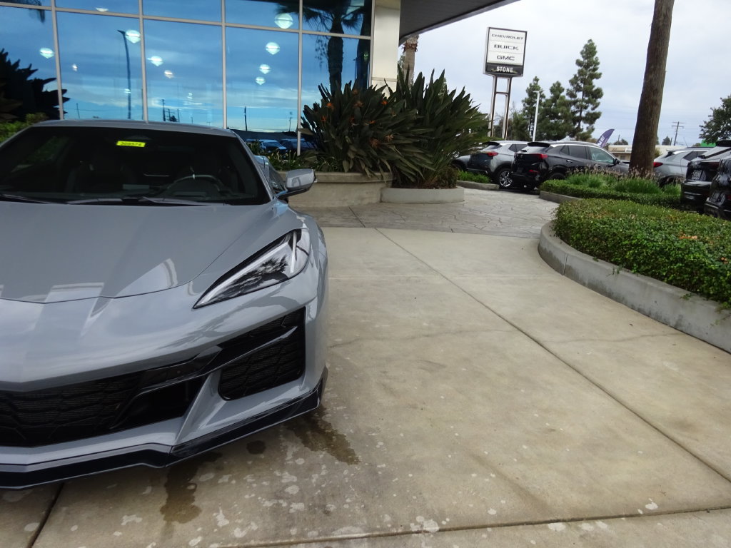 Used 2025 Chevrolet Corvette Z06 RWD image 26