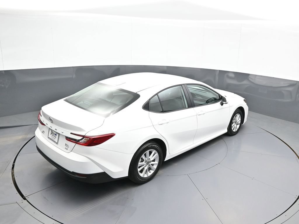 Certified 2025 Toyota Camry LE image 37