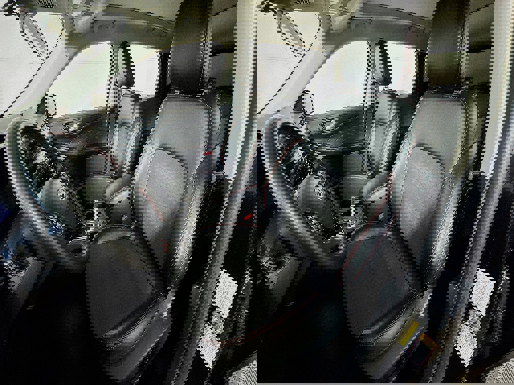 Used 2022 Ford Escape SEL w/ SEL Stealth AWD Package image 14