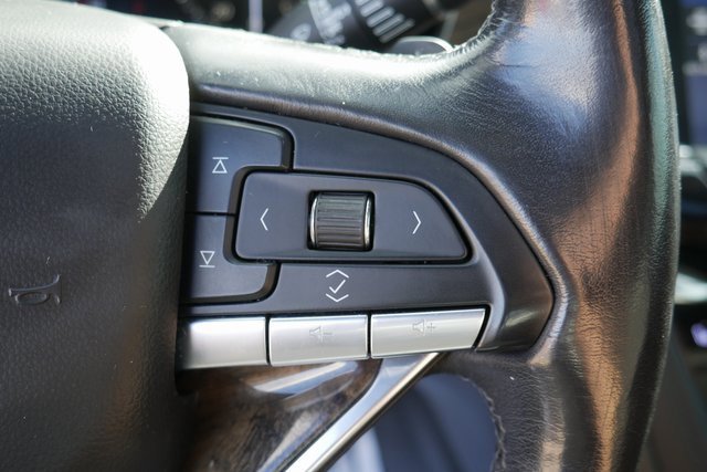 Used 2020 Cadillac XT6 Premium Luxury image 19