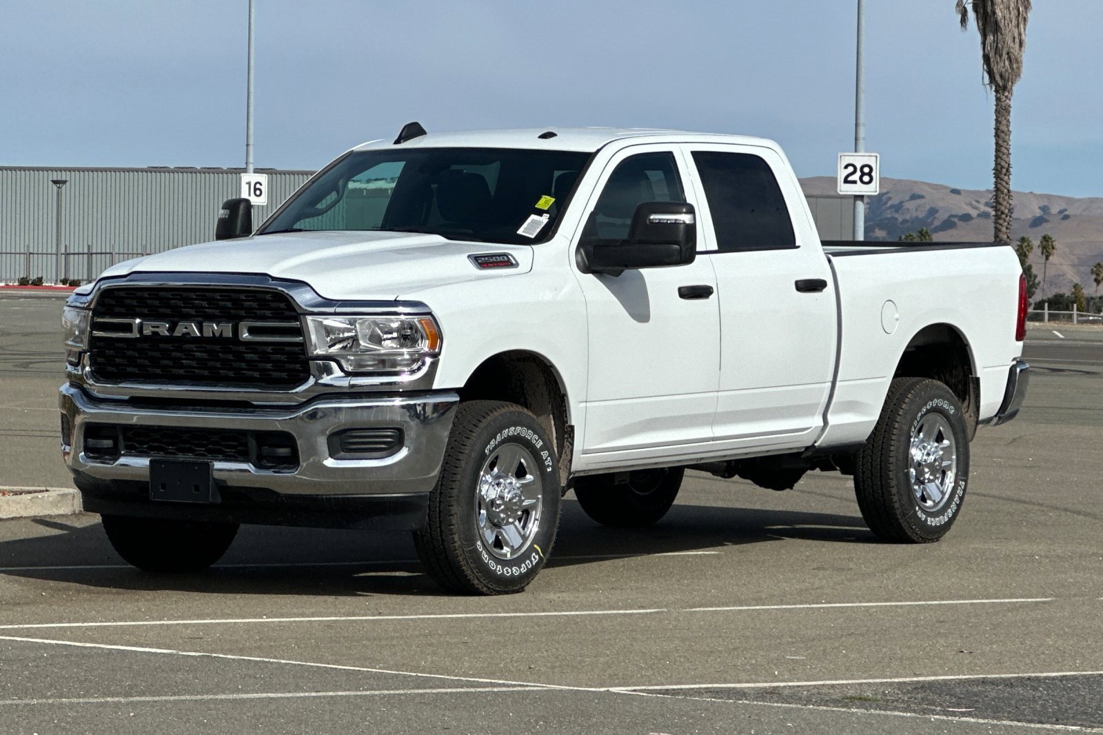 New 2024 RAM 2500 Tradesman w/ Towing Technology Group image 7