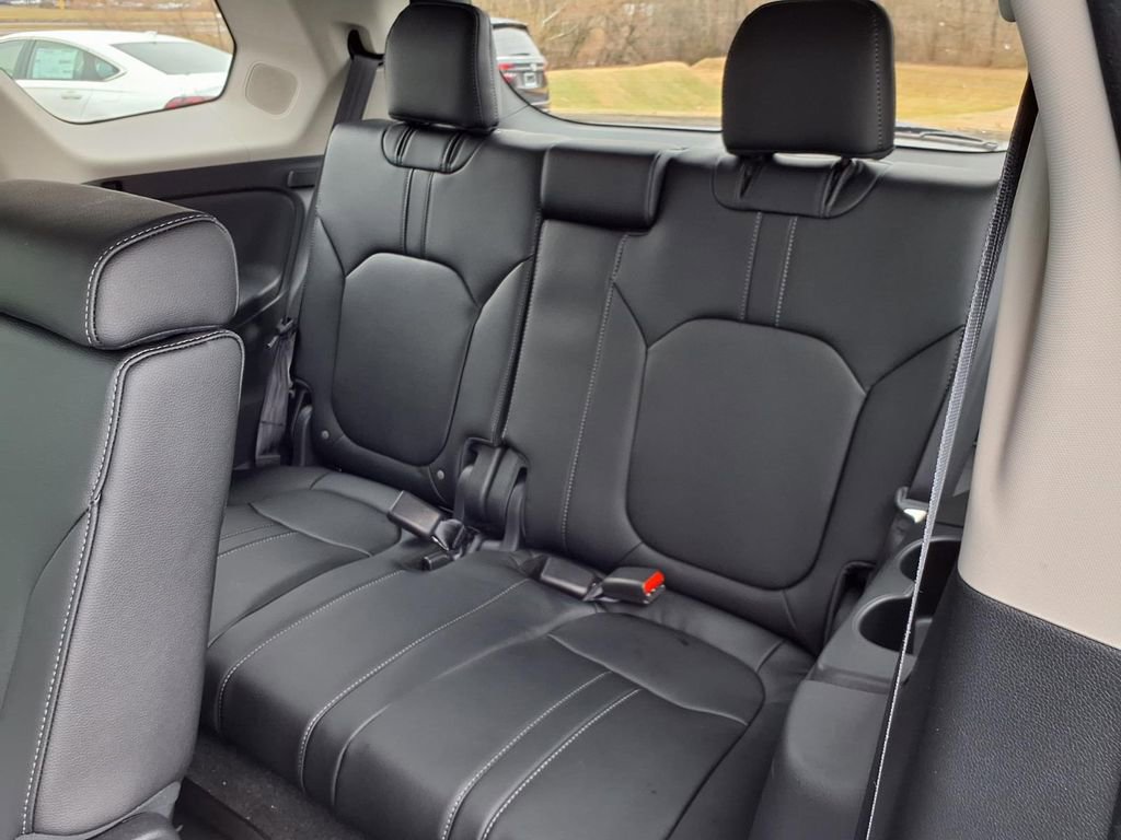 New 2026 Honda Pilot Touring image 10