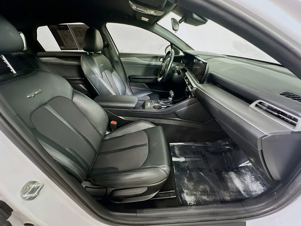 Used 2022 Kia K5 GT-Line image 12