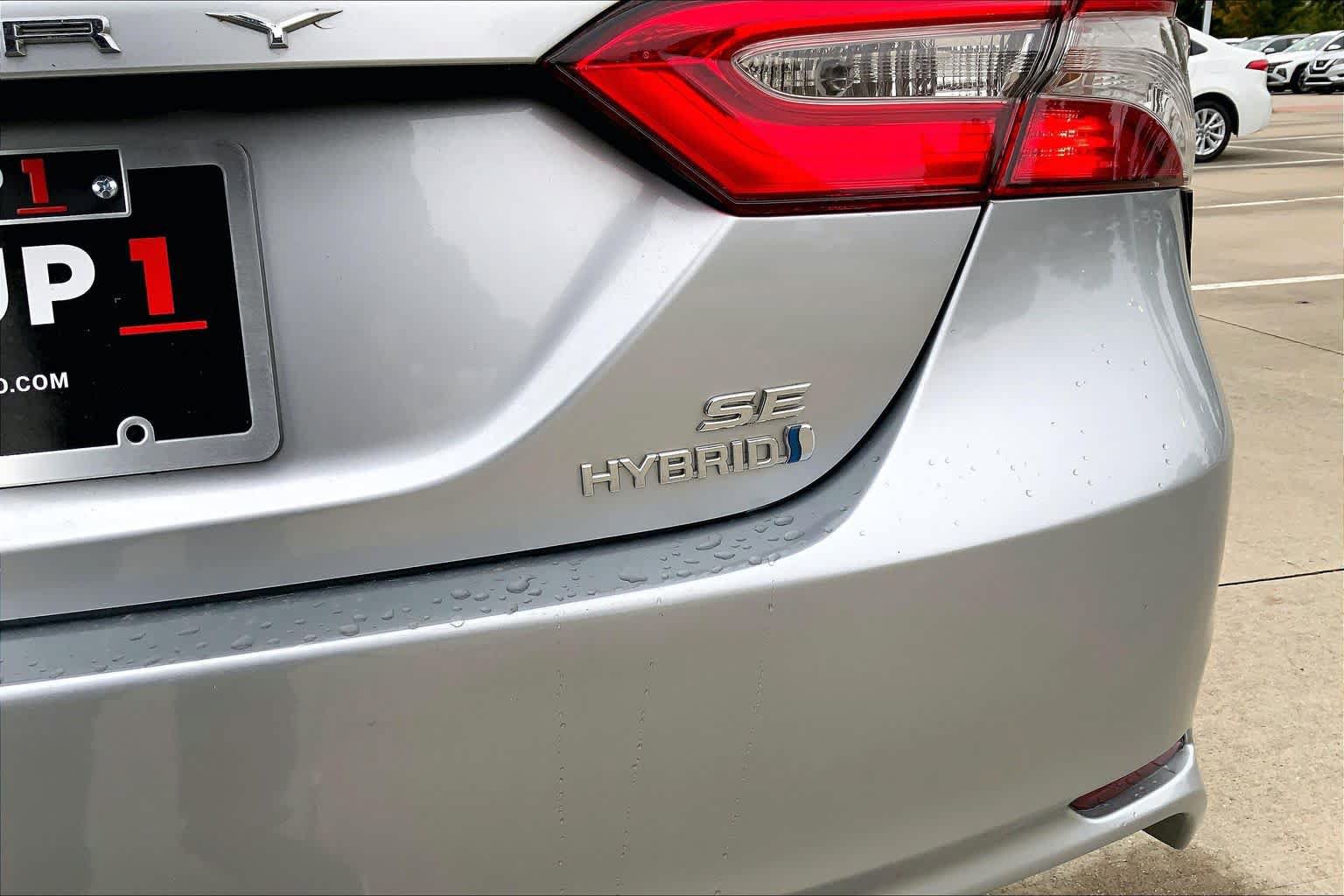 Used 2018 Toyota Camry SE FWD image 10