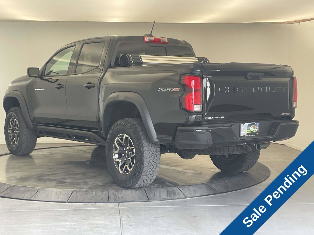 Used 2023 Chevrolet Colorado ZR2 w/ ZR2 Convenience Package III AWD/4WD image 3