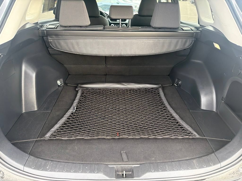 Used 2025 Toyota RAV4 XLE AWD/4WD image 17