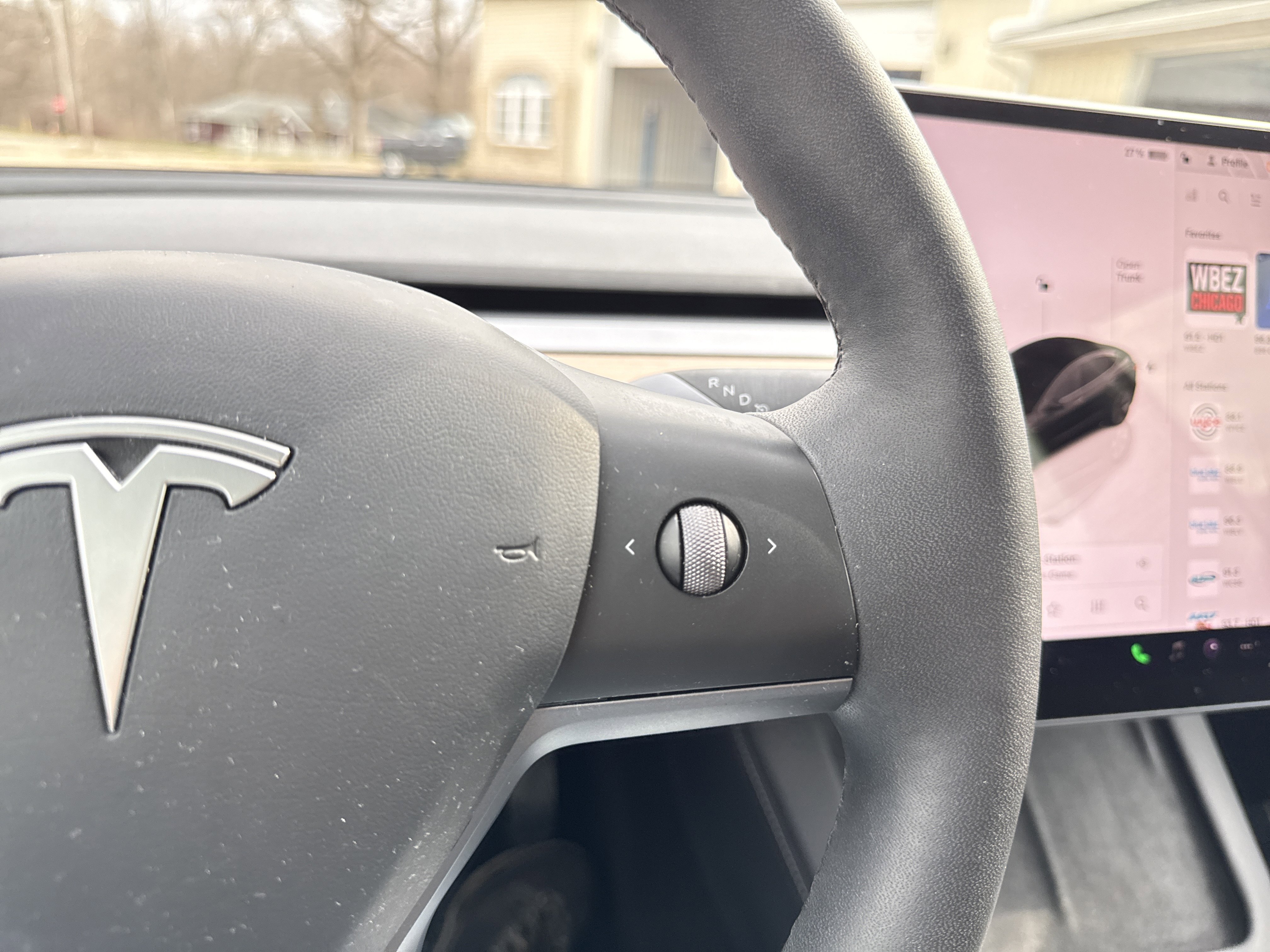 Used 2023 Tesla Model 3 Standard Range image 33