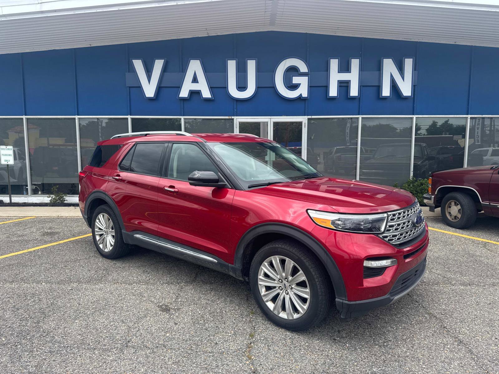 Used 2020 Ford Explorer Limited image 1