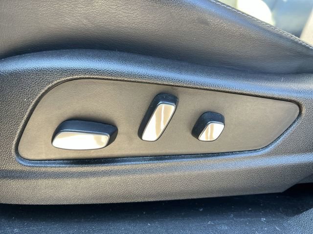 Used 2023 Cadillac XT5 Premium Luxury image 12