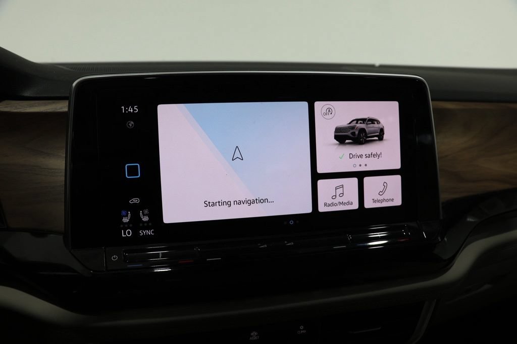 Used 2025 Volkswagen Atlas SE FWD image 22