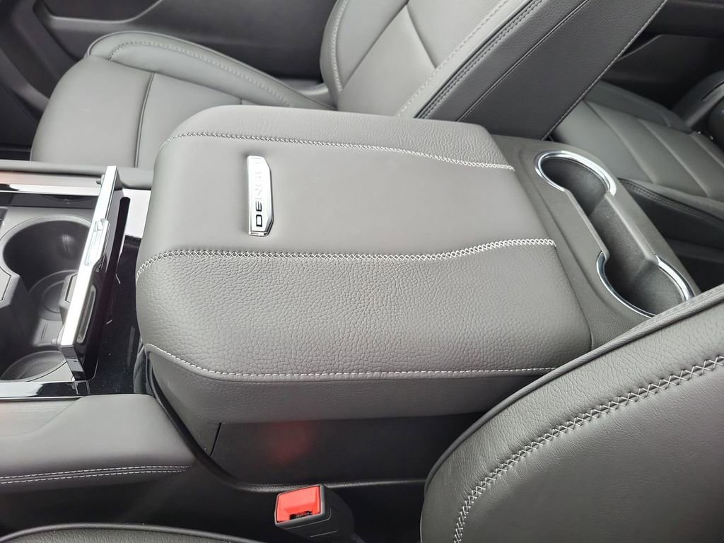 New 2026 GMC Yukon XL Denali w/ Sun & Power Step Package image 22