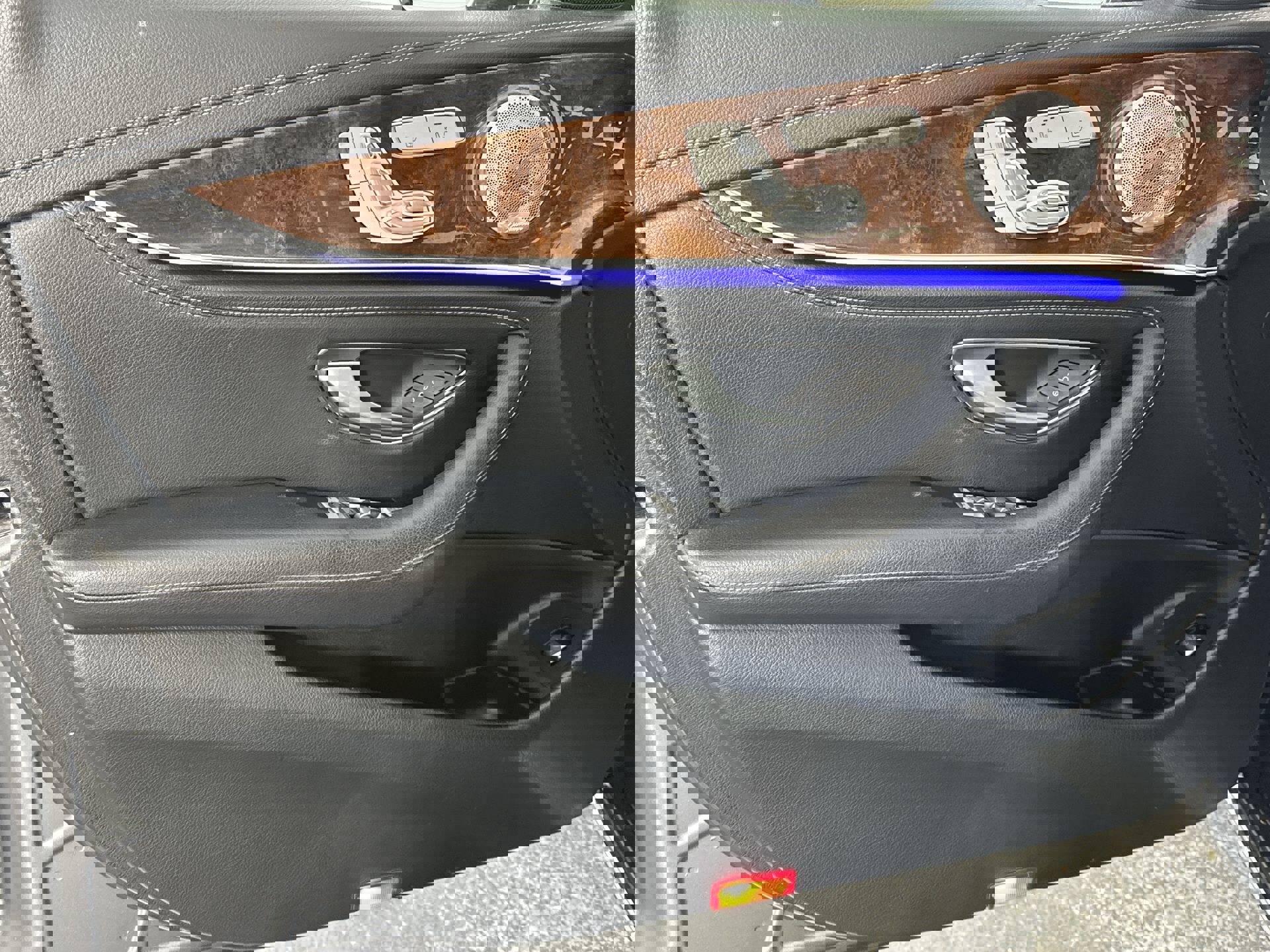 Used 2019 Mercedes-Benz E 300 image 33