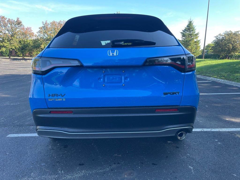 Certified 2026 Honda HR-V Sport image 7