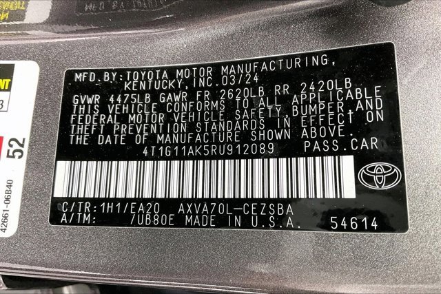 Used 2024 Toyota Camry SE image 34