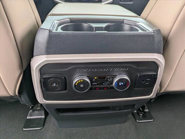 Used 2024 Ford Expedition Max Limited AWD/4WD image 18