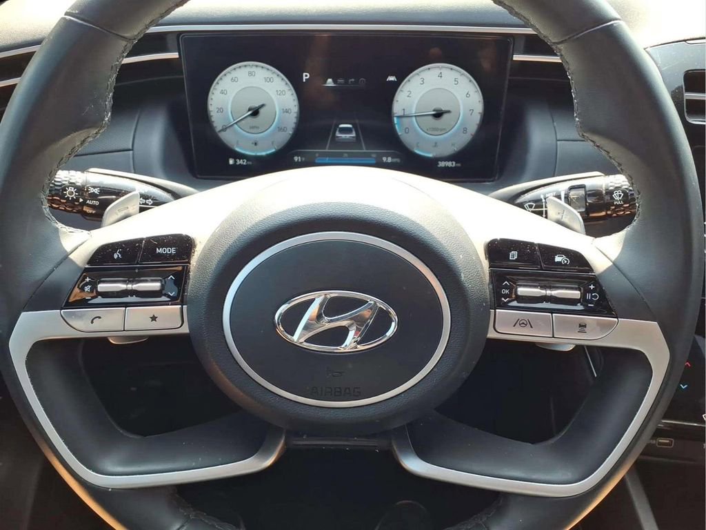 Used 2023 Hyundai Santa Cruz SEL Premium w/ Winter Package image 15