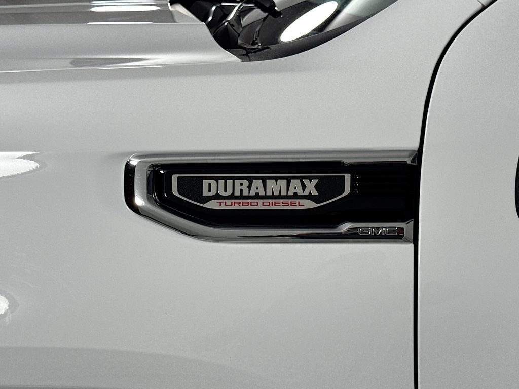 Used 2024 GMC Sierra 1500 Denali w/ Technology Package AWD/4WD image 10