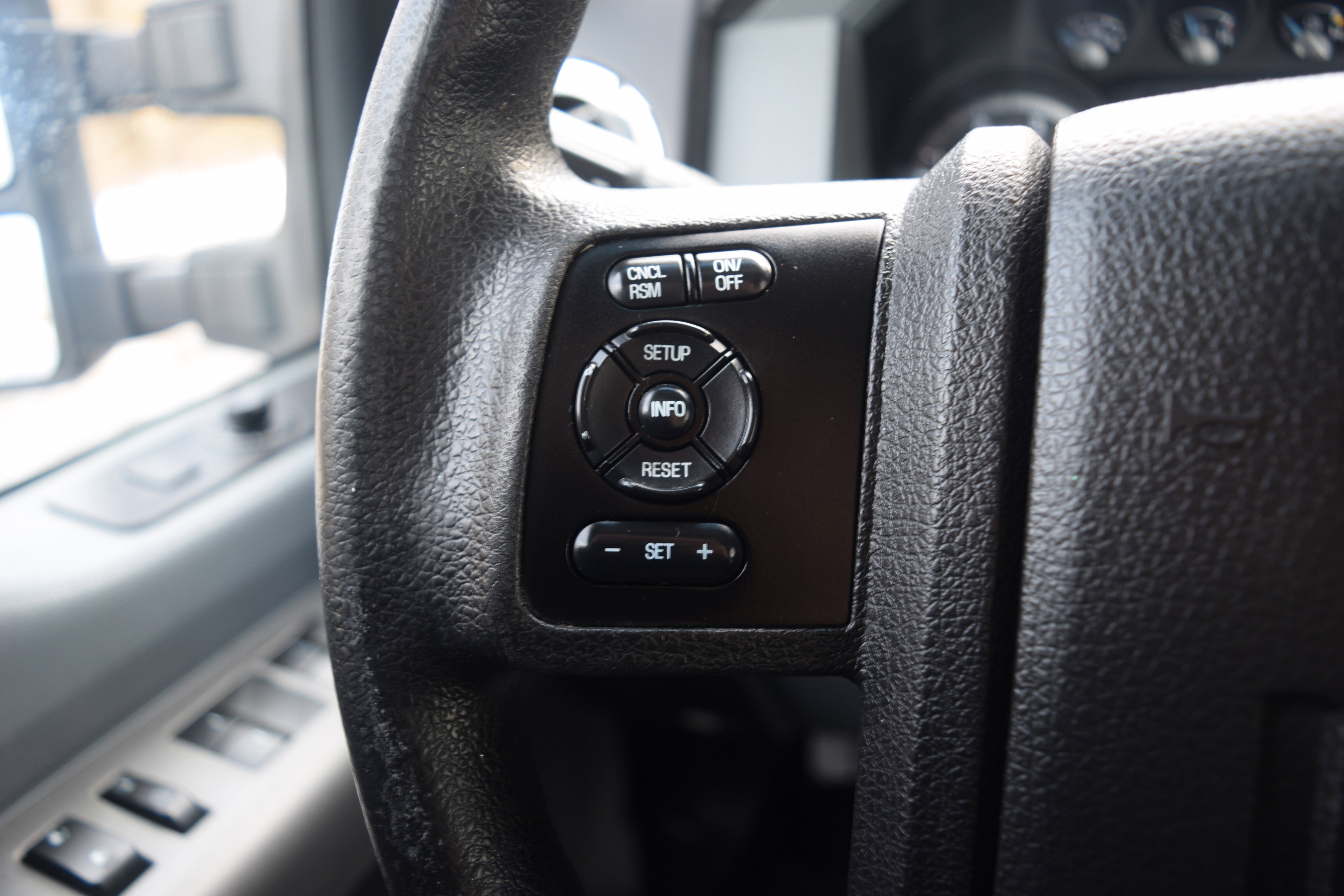 Used 2016 Ford F250 XLT w/ Camper Package image 6