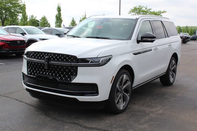 New 2027 Lincoln Navigator Black Label AWD/4WD image 7