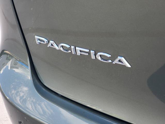 New 2027 Chrysler Pacifica Select AWD/4WD image 28