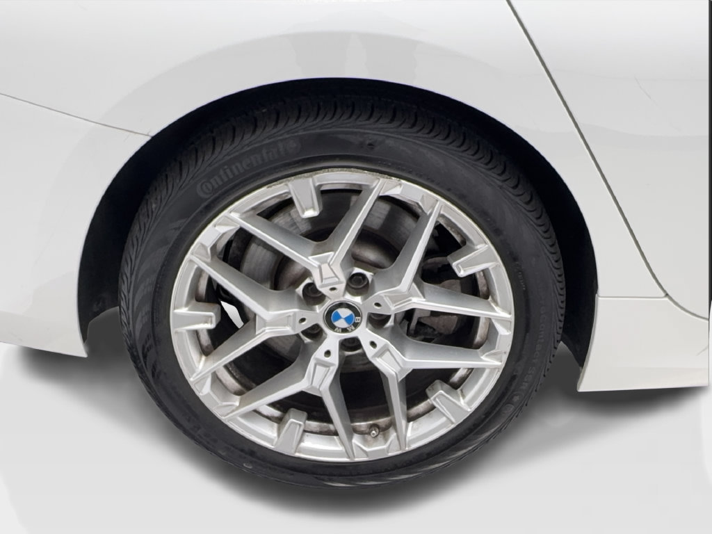 Used 2025 BMW 330i Sedan RWD image 18