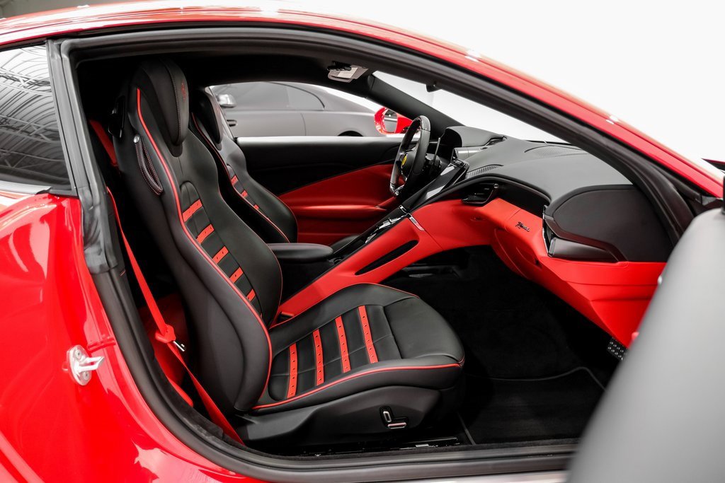 Used 2024 Ferrari Roma image 25