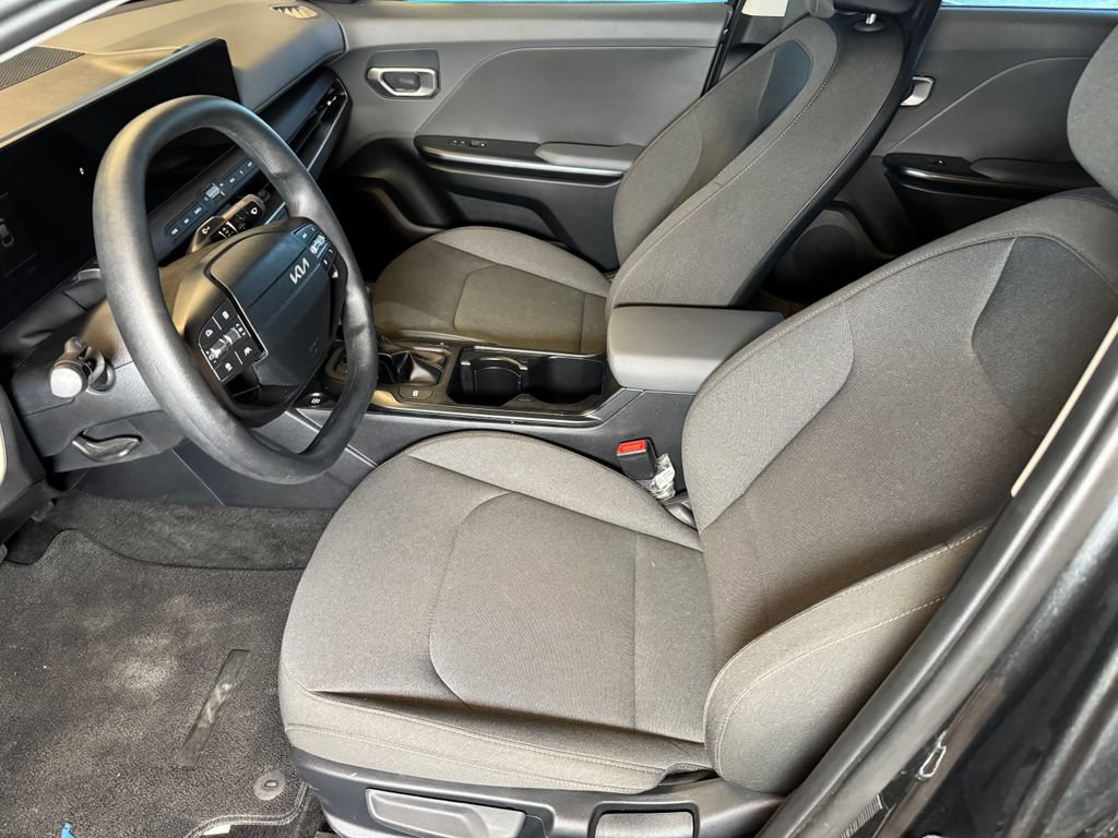 Used 2025 Kia K4 FWD image 20