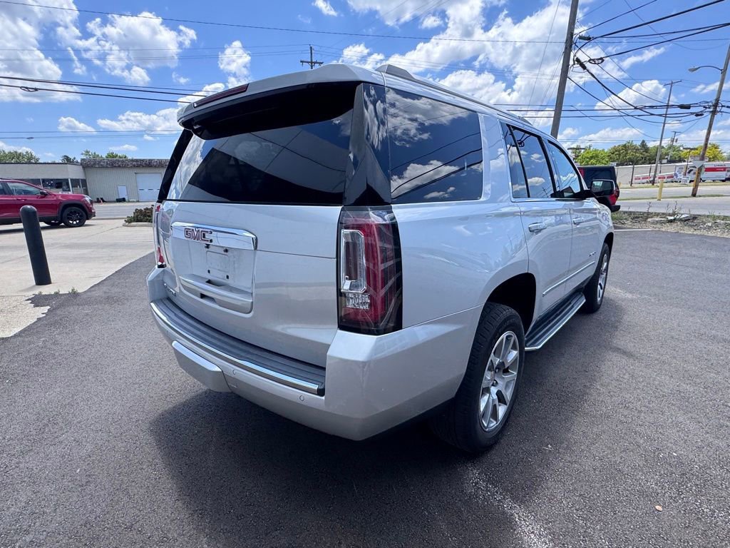 Used 2017 GMC Yukon Denali AWD/4WD image 5