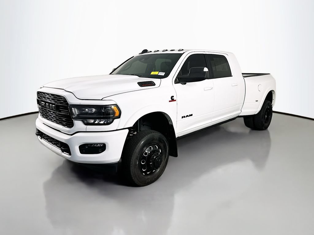 Used 2022 RAM 3500 Limited AWD/4WD image 3