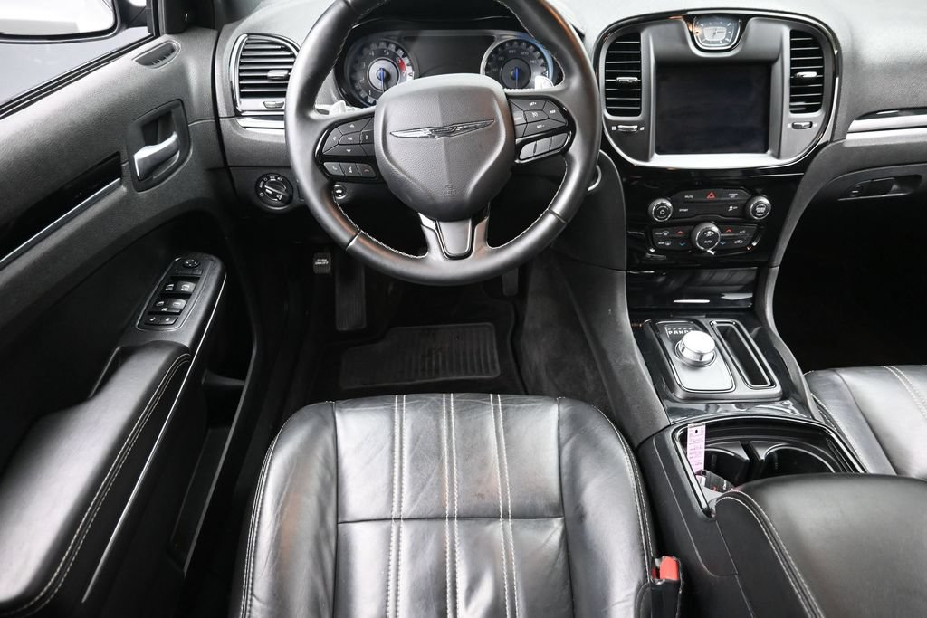 Used 2018 Chrysler 300 S w/ S Model Appearance Package RWD image 14