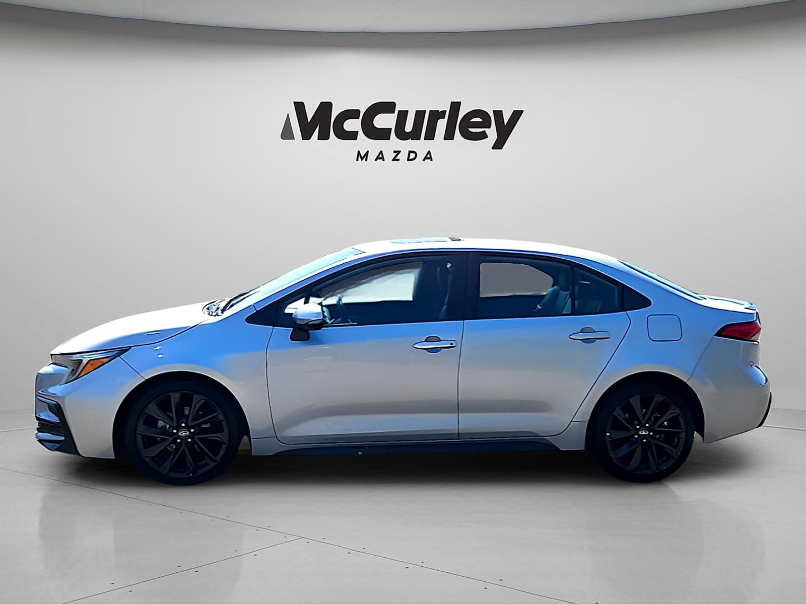 Used 2023 Toyota Corolla XSE w/ Carpet Mat Package (TMS) FWD image 4