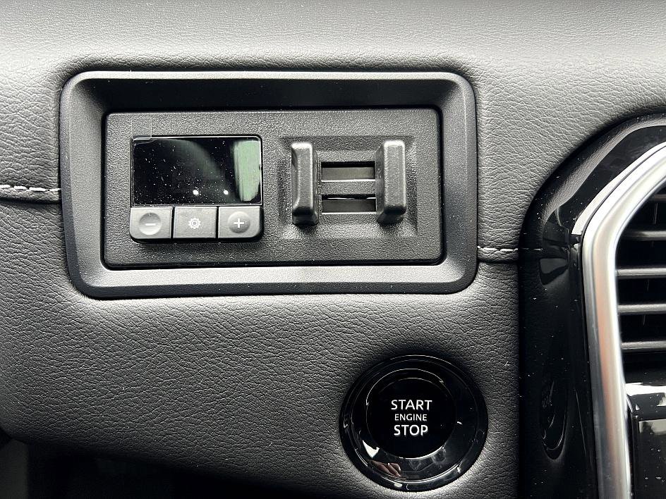 New 2025 Nissan Armada Platinum Reserve image 15