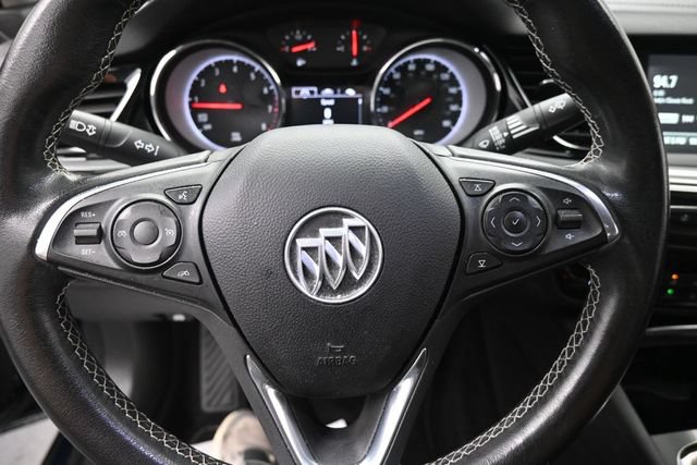 Used 2018 Buick Regal Preferred FWD image 17