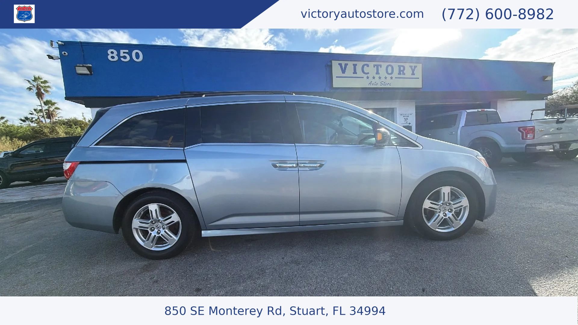 Used 2011 Honda Odyssey Touring Elite image 3