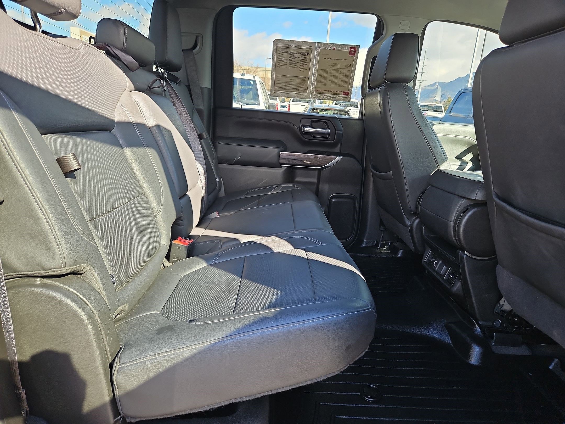 Used 2021 Chevrolet Silverado 2500 LTZ w/ Z71 Off-Road Package AWD/4WD image 29