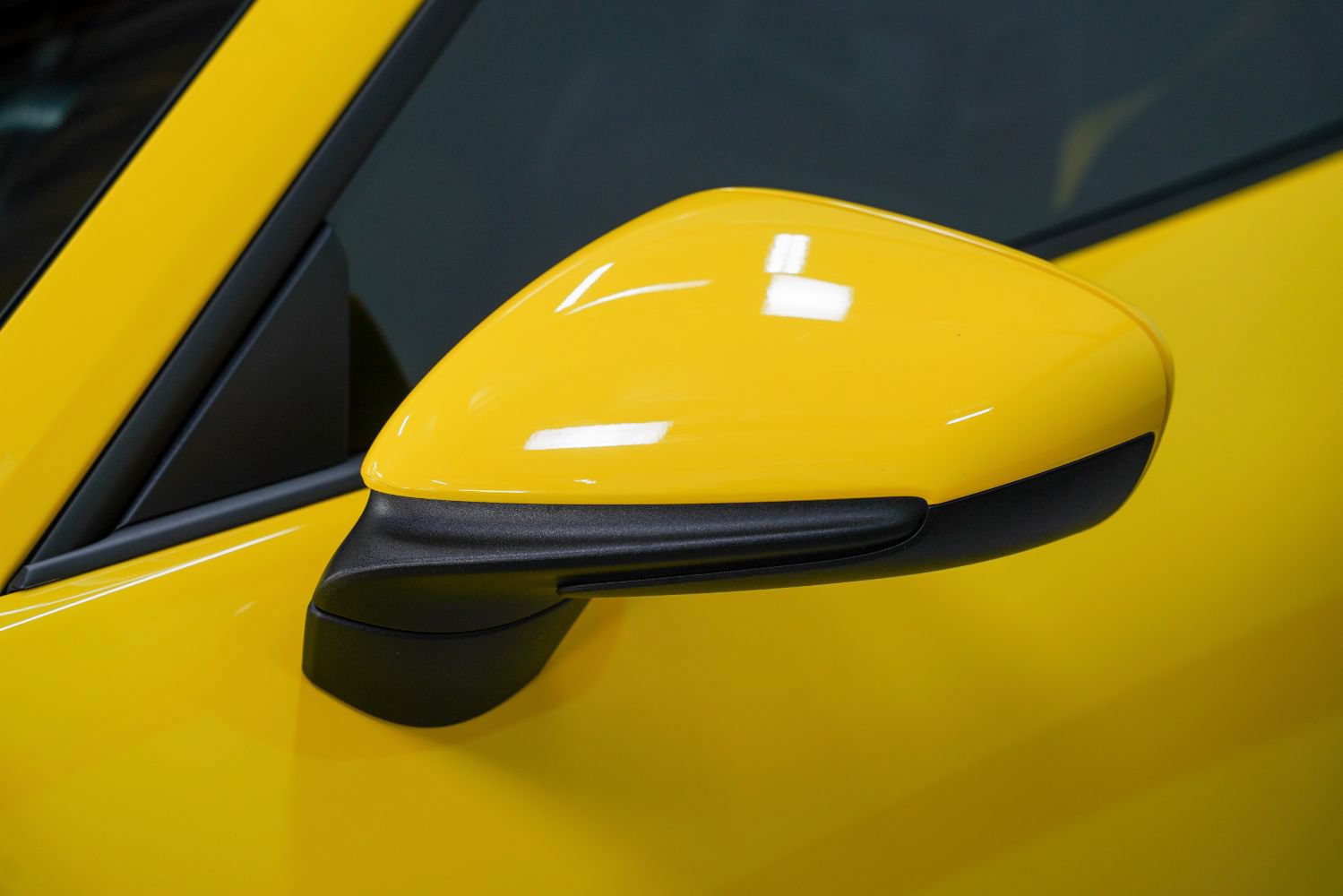 Used 2023 Porsche 911 GT3 w/ Chrono Package RWD image 16