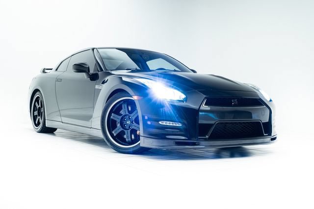 Used 2014 Nissan GT-R Track Edition AWD/4WD image 5