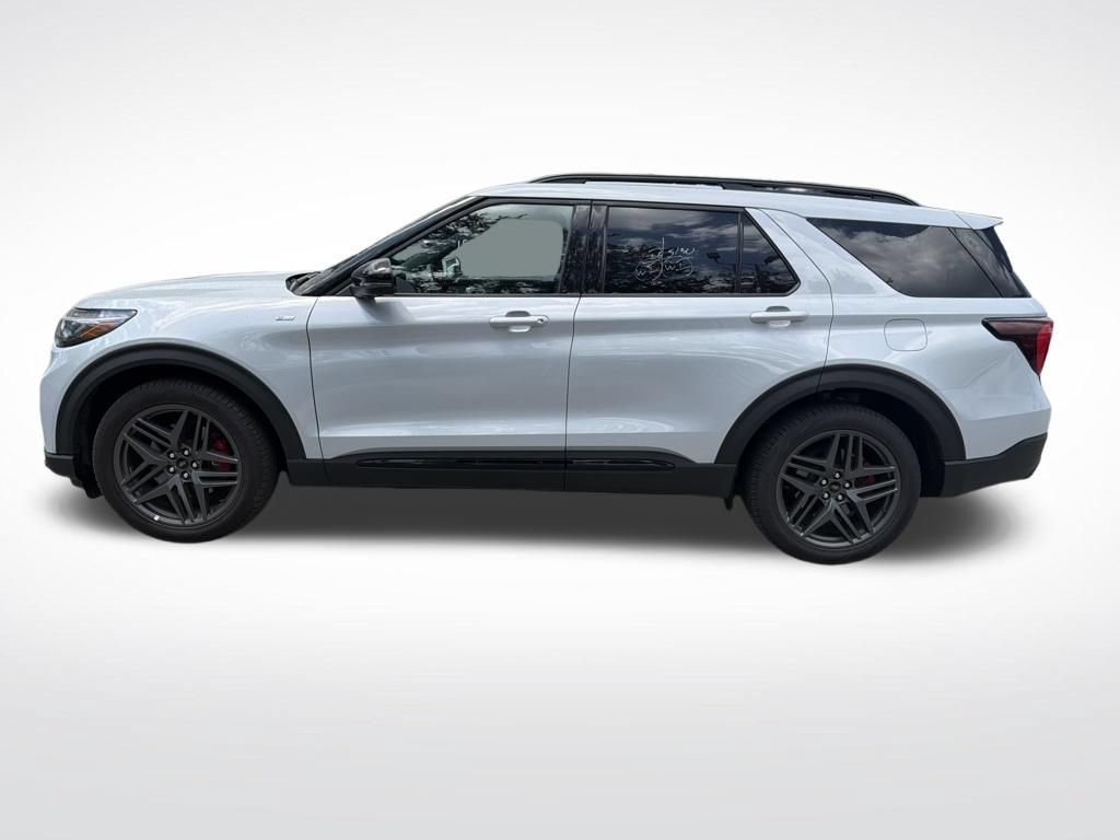 Used 2026 Ford Explorer ST-Line w/ ST-Line Street Pack RWD image 8