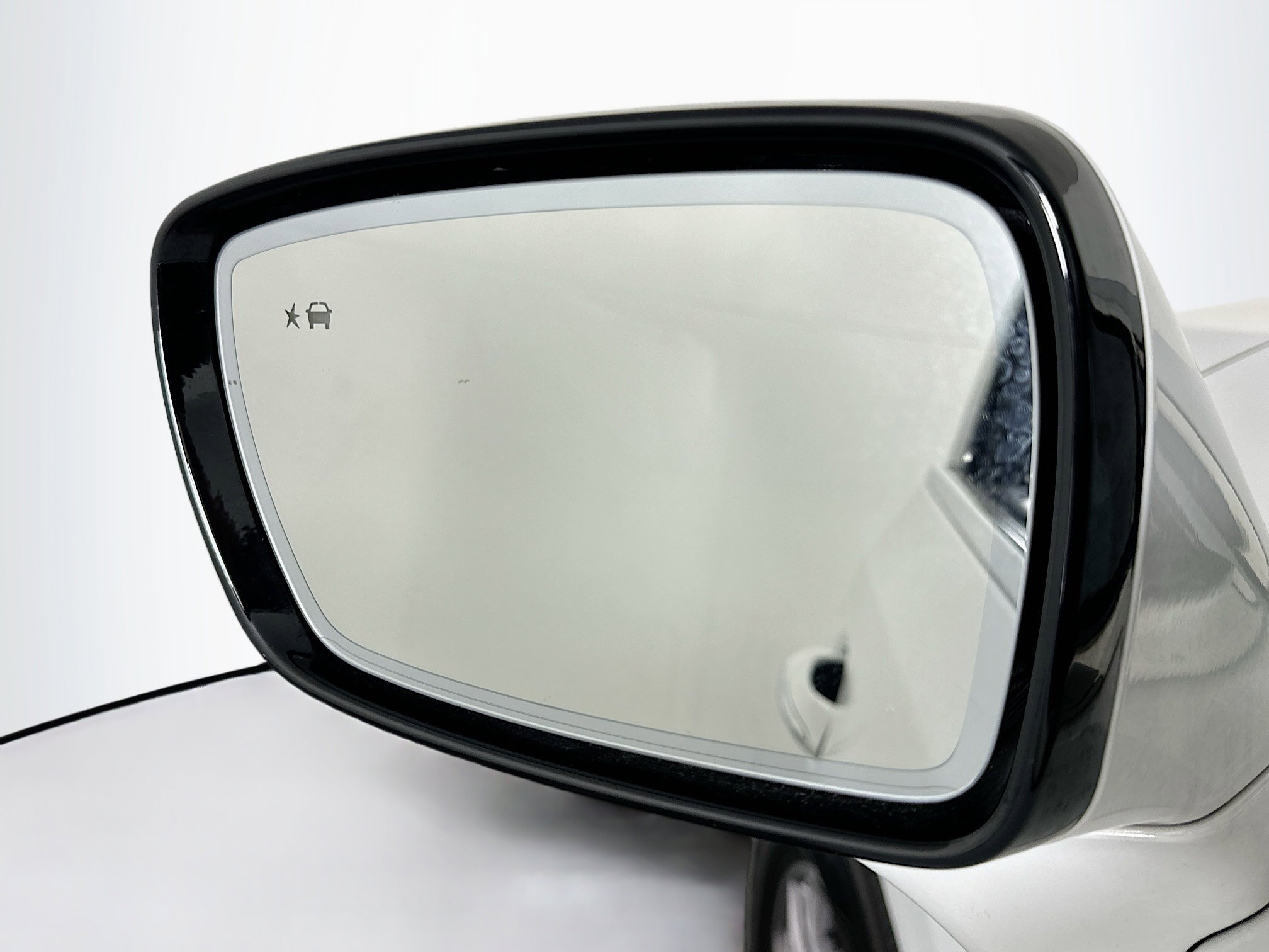 Used 2024 Buick Enclave Premium image 16