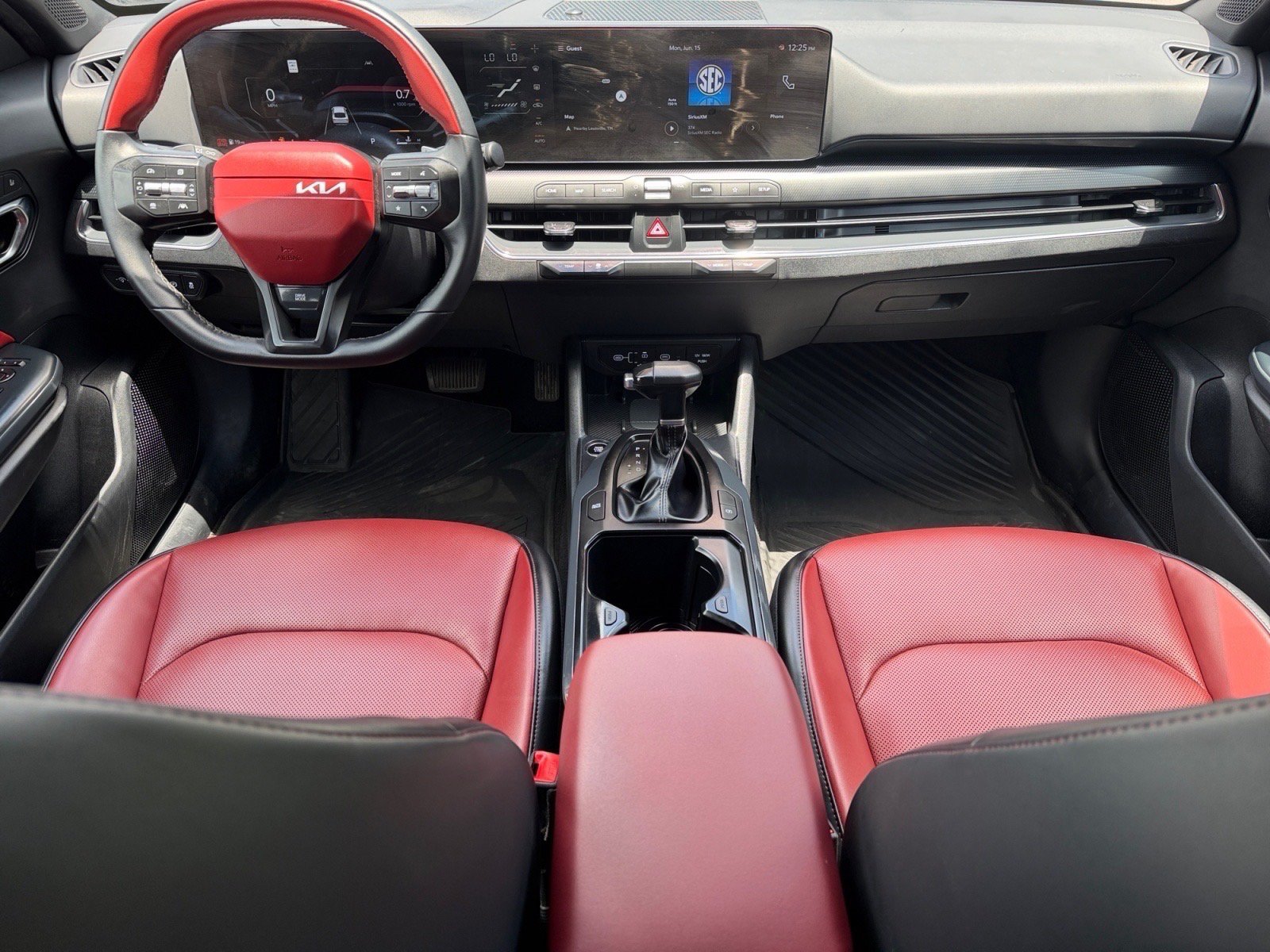 Used 2025 Kia K4 GT-Line w/ GT-Line Premium Package FWD image 17
