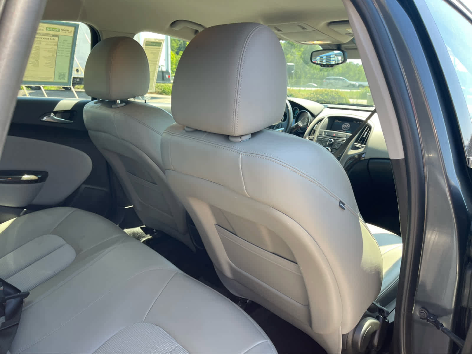 Used 2013 Buick Verano FWD image 23