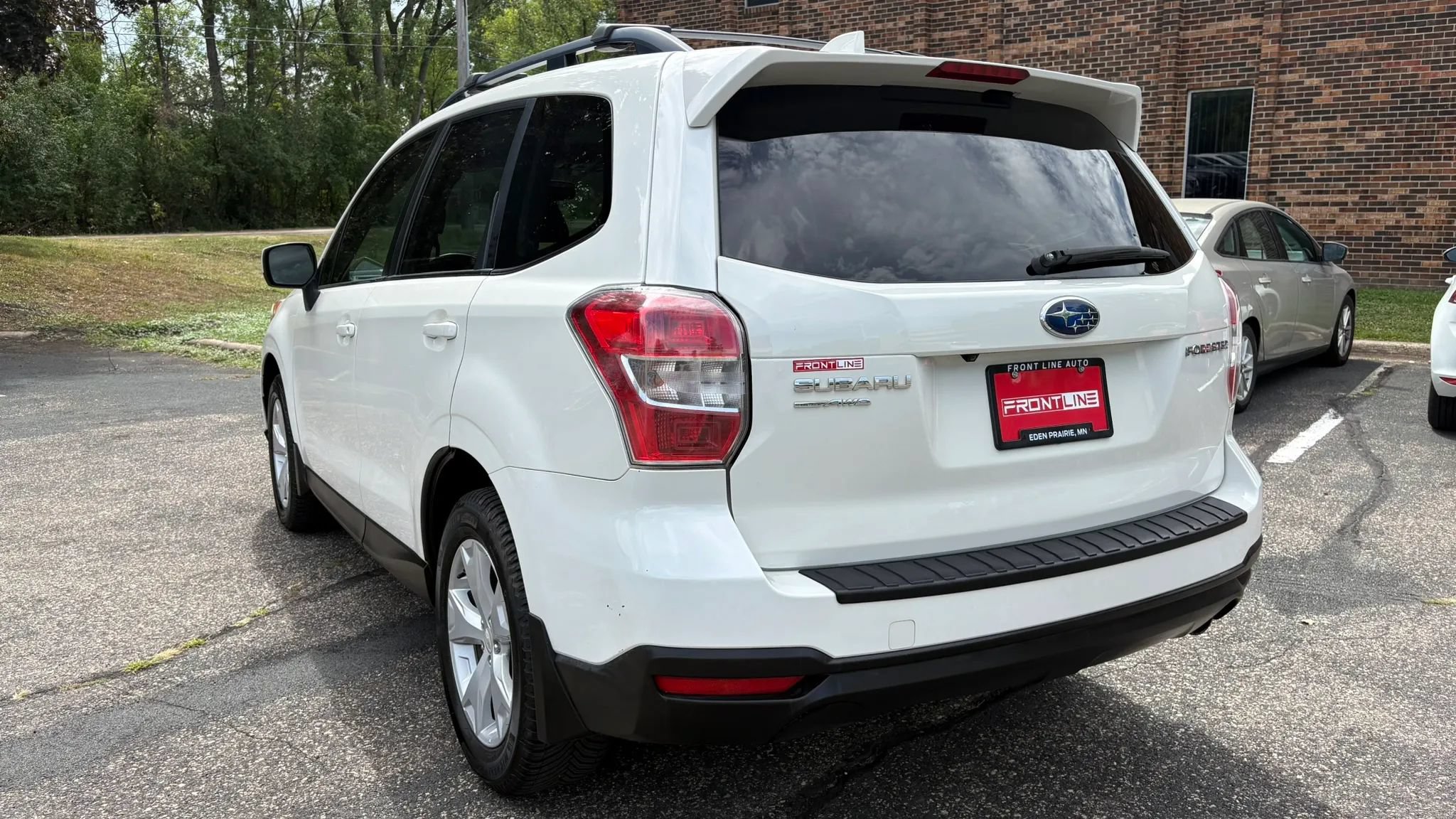 Used 2016 Subaru Forester 2.5i Limited AWD/4WD image 7