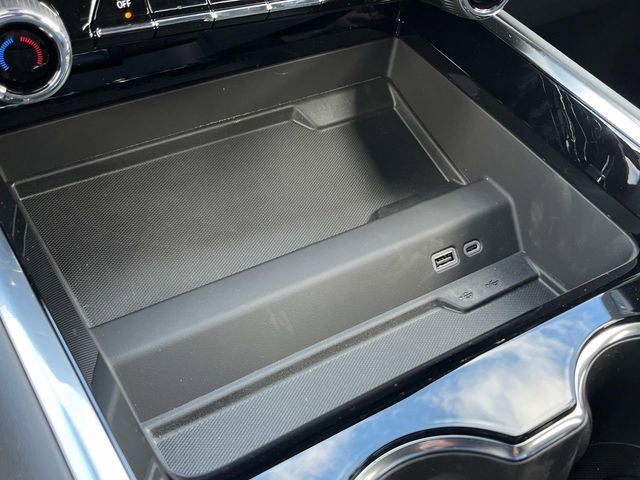 New 2026 Chevrolet Suburban LS image 30