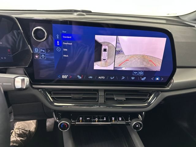 Used 2024 Chevrolet Equinox EV RS image 22