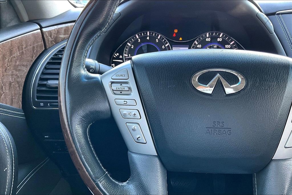 Used 2017 INFINITI QX80 4WD w/ Driver Assistance Package image 18