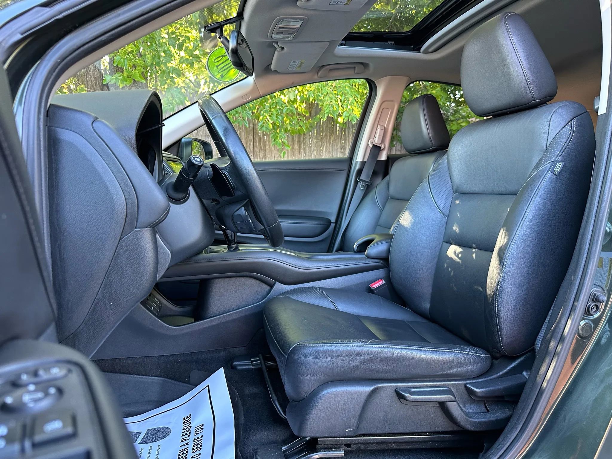 Used 2018 Honda HR-V EX-L image 11