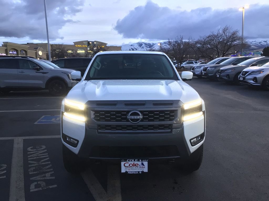 New 2025 Nissan Frontier SL image 2